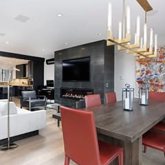 4 BR- 2150 sq ft high end condo / steps to bus (486072)