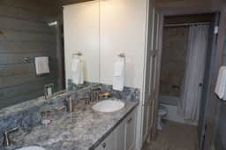 1381 Wood Rd (202953-2103)