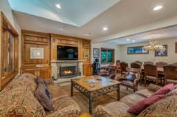 650 Monarch St S #6 (202992-2603)