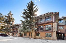 650 Monarch St S #6 (202992-2603)