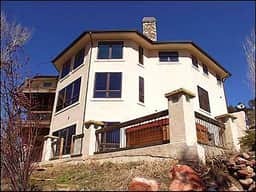 50 River Rd N (203028-3994)