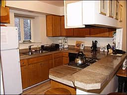 108 Hyman Ave W #5 (203037-4664)