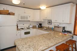 520 Cooper Ave E #305 (203040-6863)