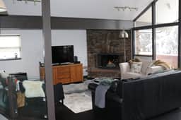 Haga House (425424)