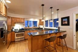 Aspen West Side Home (855145)