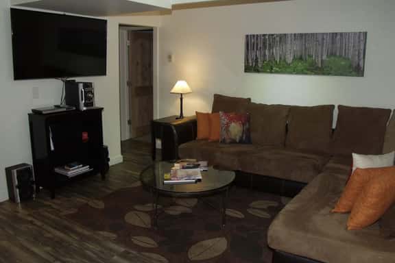 630 Cooper Ave E #3 (203022-3579) - Image 1