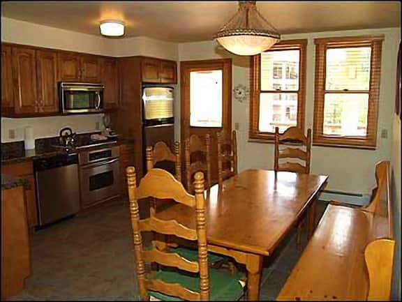 425 Wood Rd #51 (202965-2133)