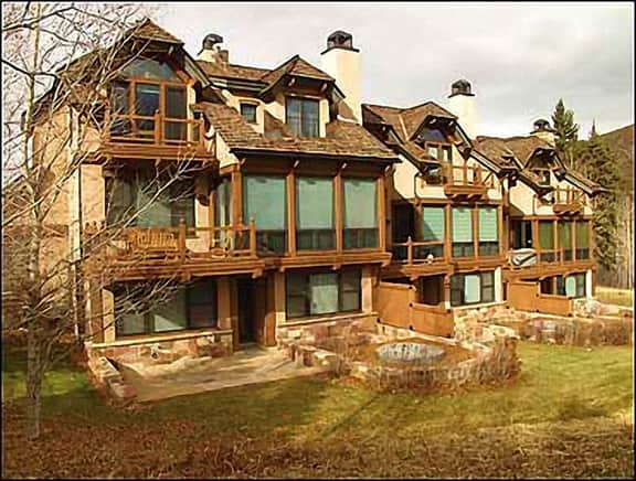916 Burnt Mountain Dr 16 (202973-2142)