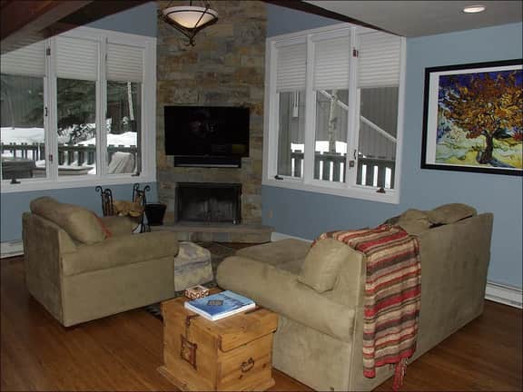 383 Fawn Court (203085-2595)