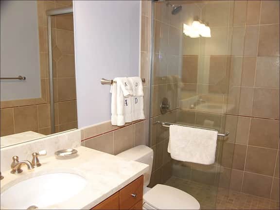 1445 Sierra Vista Dr #A (203167-5323)