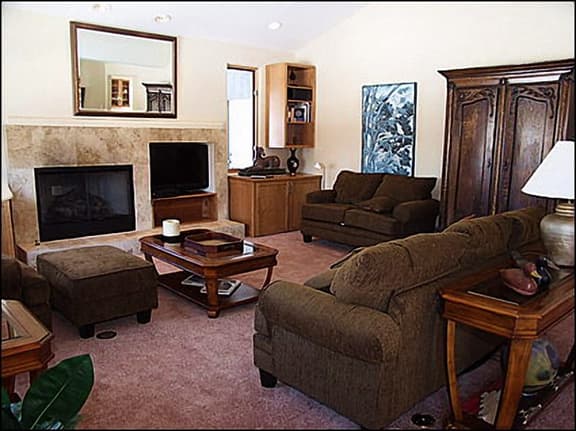 1550 Woody Creek Rd (203109-1062)