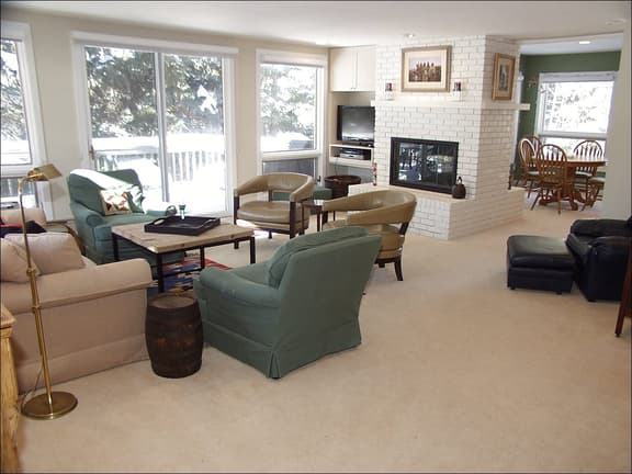 1445 Sierra Vista Dr #A (203167-5323)