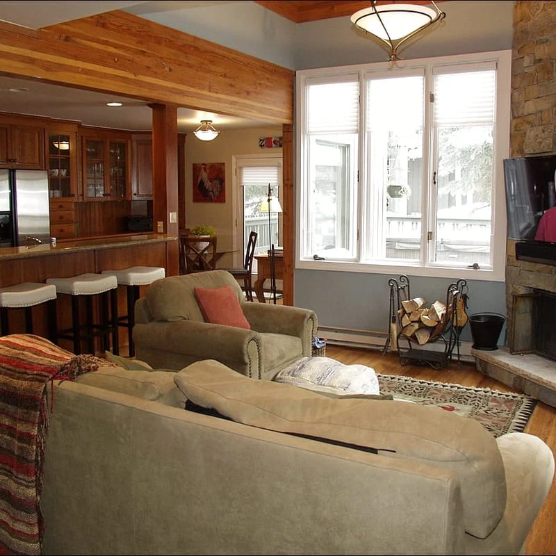 383 Fawn Court (203085-2595)