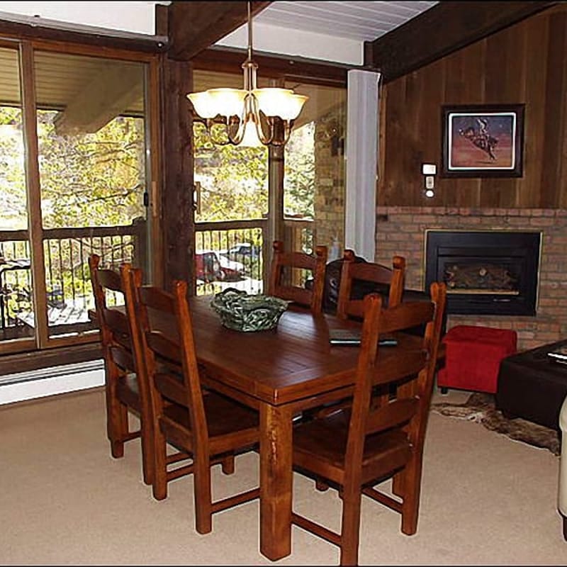 35 Upper Woodbridge Rd 5CD (203116-2491)