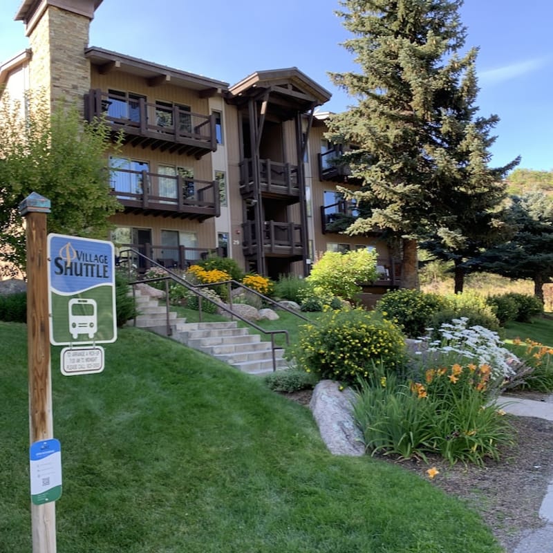 Woodbridge Value Condo (937213)